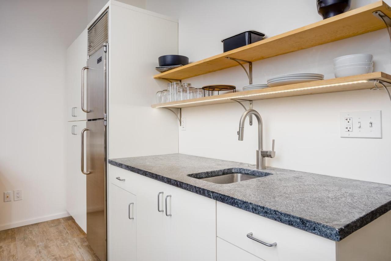 Downtown Contemporary Cove Villa Анкъридж Екстериор снимка